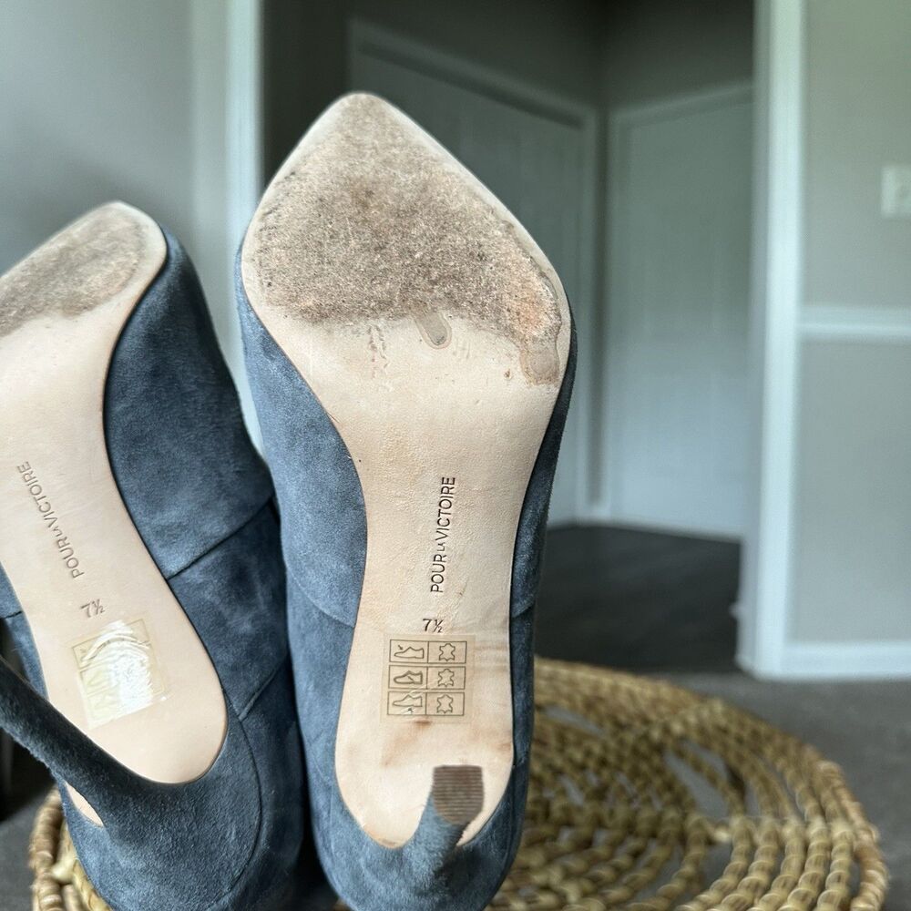 Pour La Victoire Ceara Stiletto Suede Ankle Boot Light Grey Blue Womens US 7.5 - Picture 8 of 12